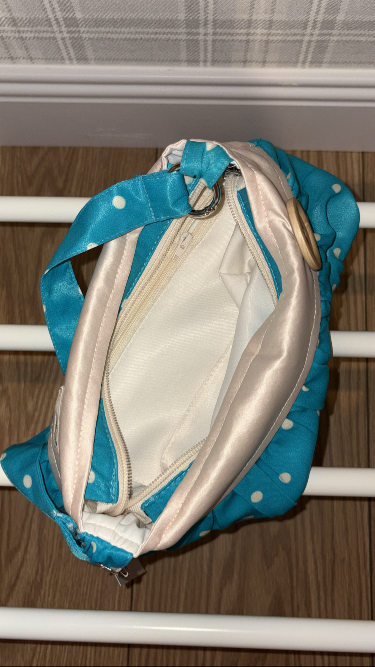 Tiffany Saf İpek Button Bag