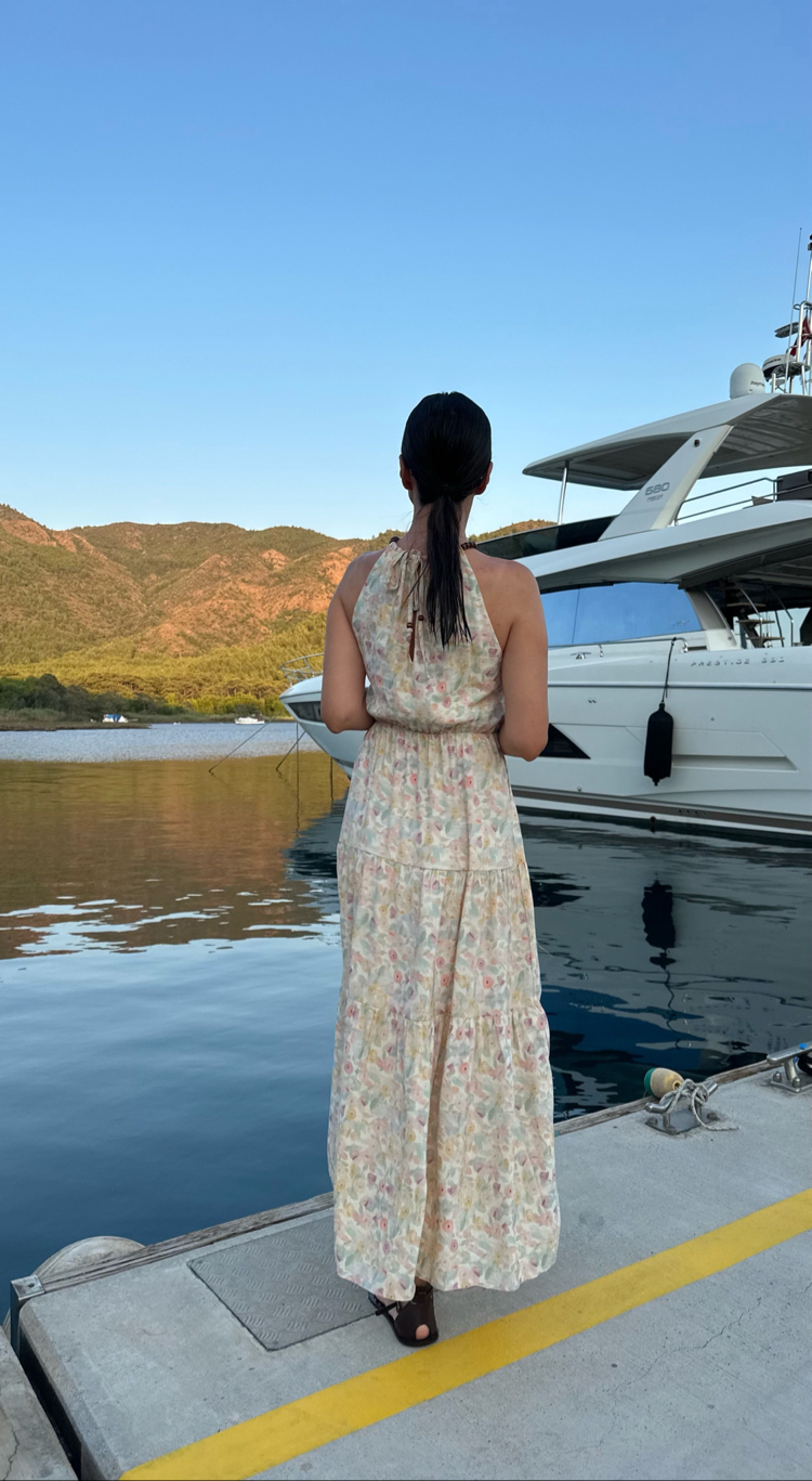 Yumuşak Keten Elbise