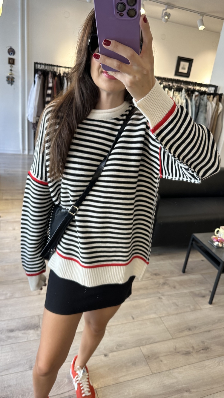 Cizgili Oversize Triko