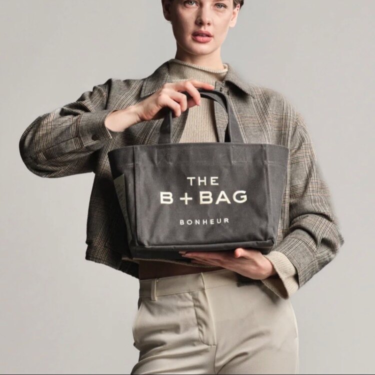 The B + Bag Bonheur “ Grey “