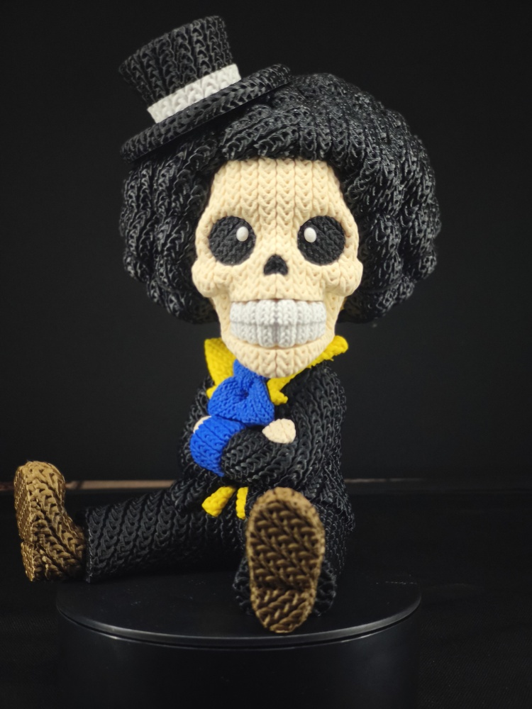 One Piece Örgü Desenli Brook Figürü