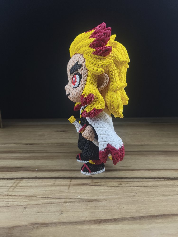 Demon Slayer Örgü Desenli Rengoku Figürü