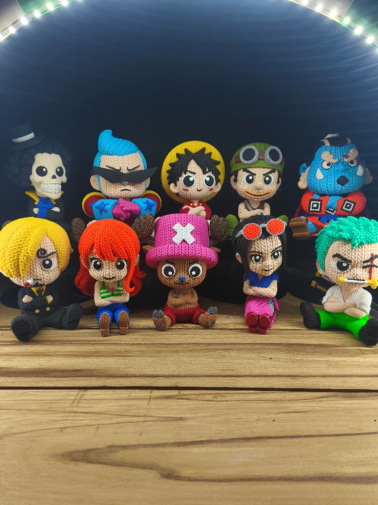 One Piece Hasır Şarpka Tayfası Figür Koleksiyonu