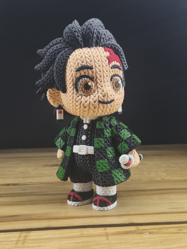 Demon Slayer Tanjiro Örgü Desenli Figür