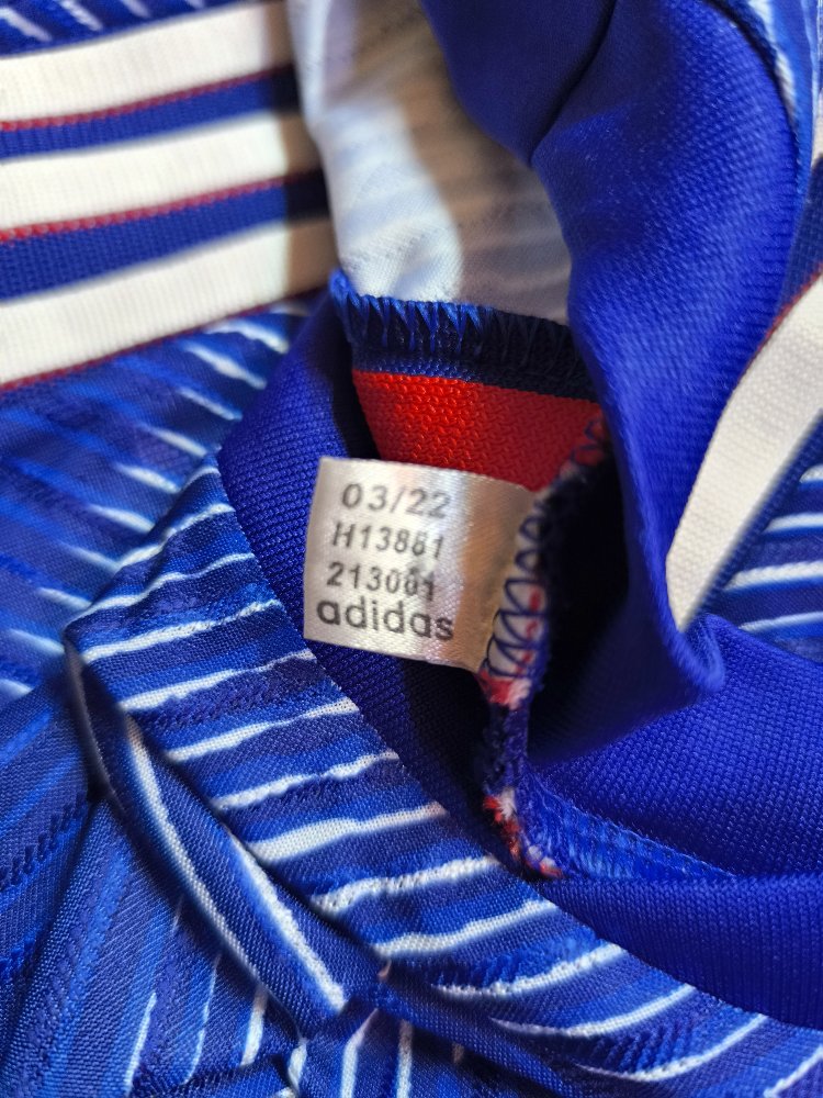 adidas 