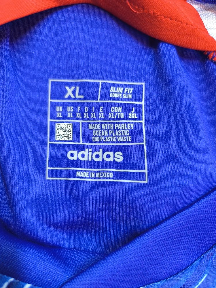 adidas 