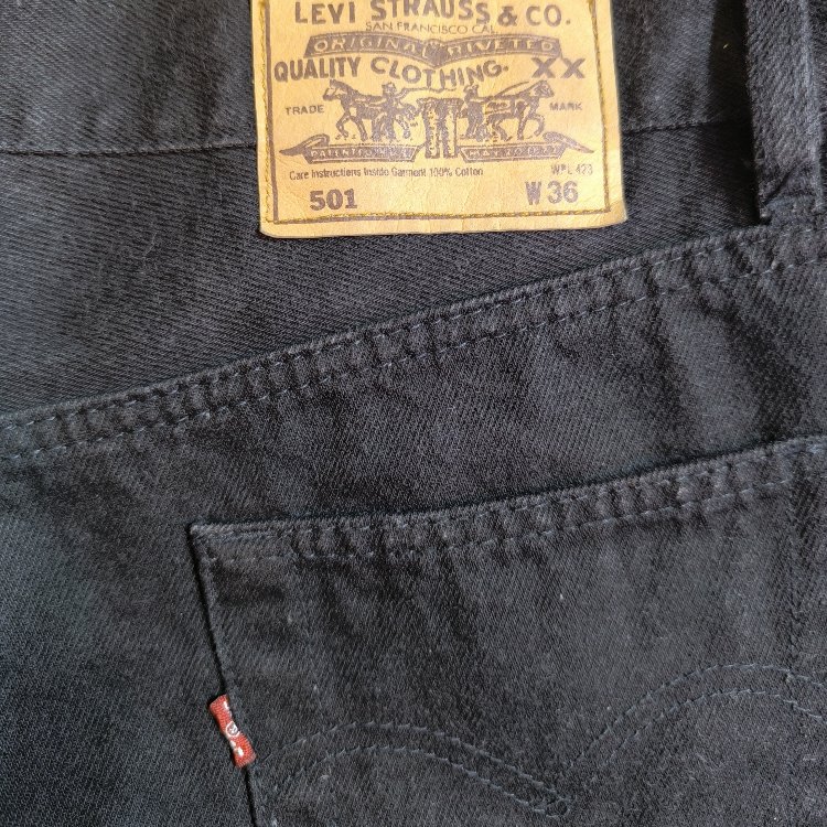 LEVI'S 