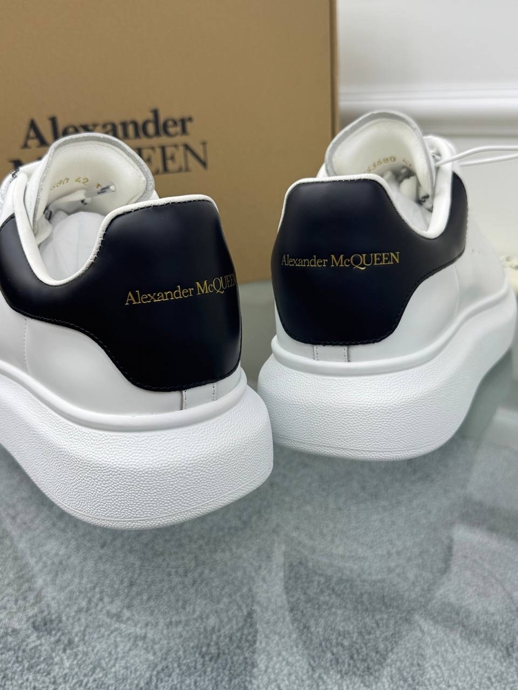 İthal Alexander McQueen 