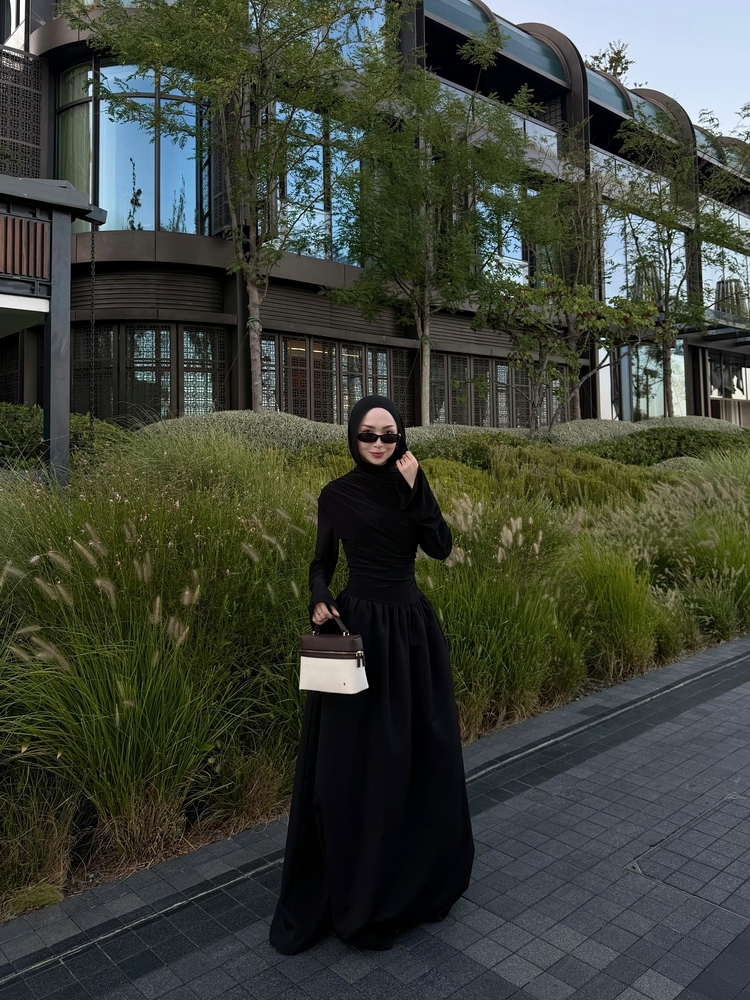 Black flora