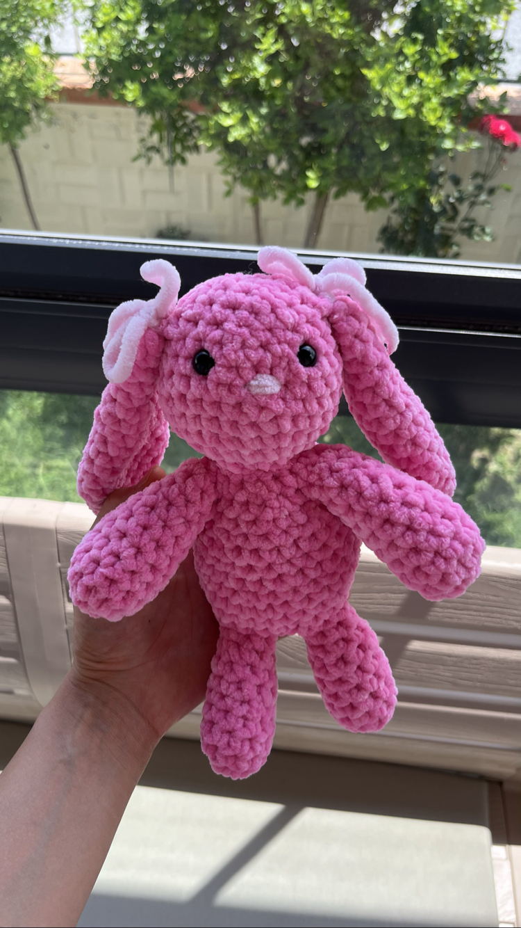 Amigurumi pembe tavşan