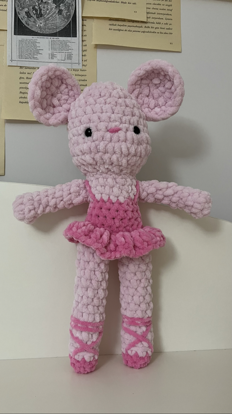 Amigurumi örgü balerin tavşan
