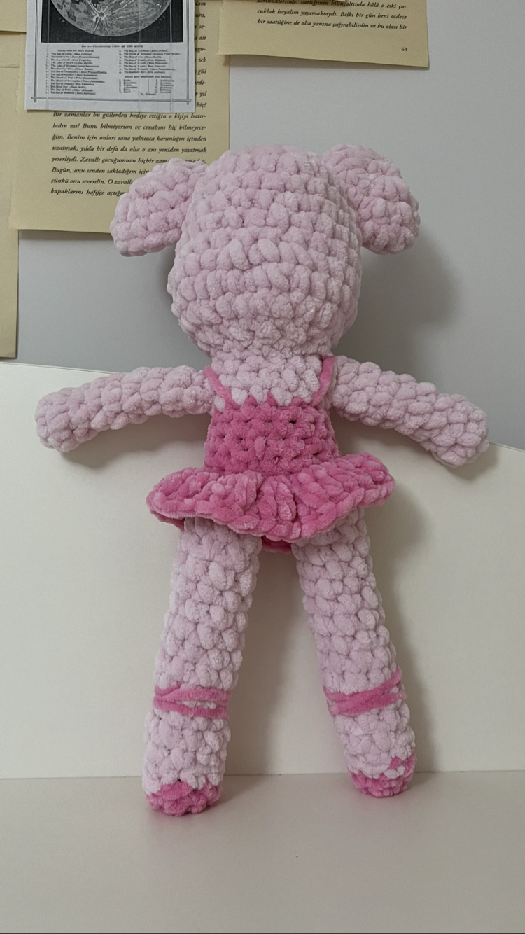 Amigurumi örgü balerin tavşan