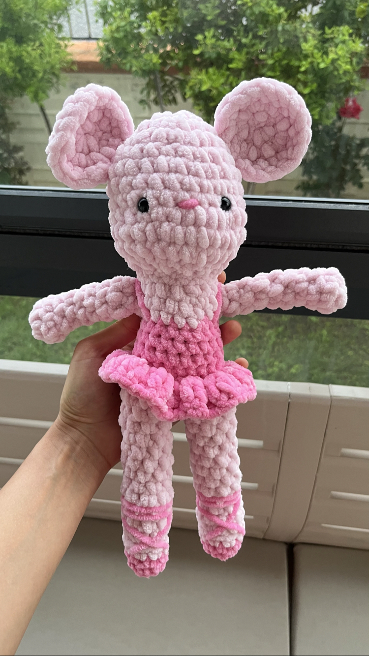 Amigurumi örgü balerin tavşan