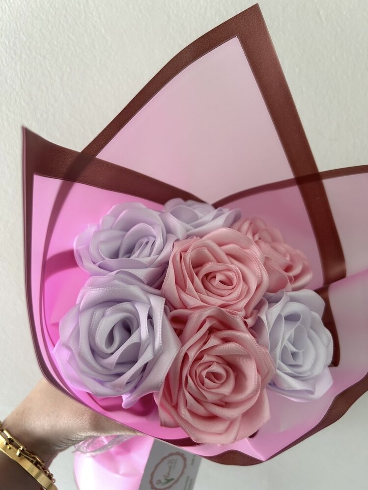 beyaz pembe buket