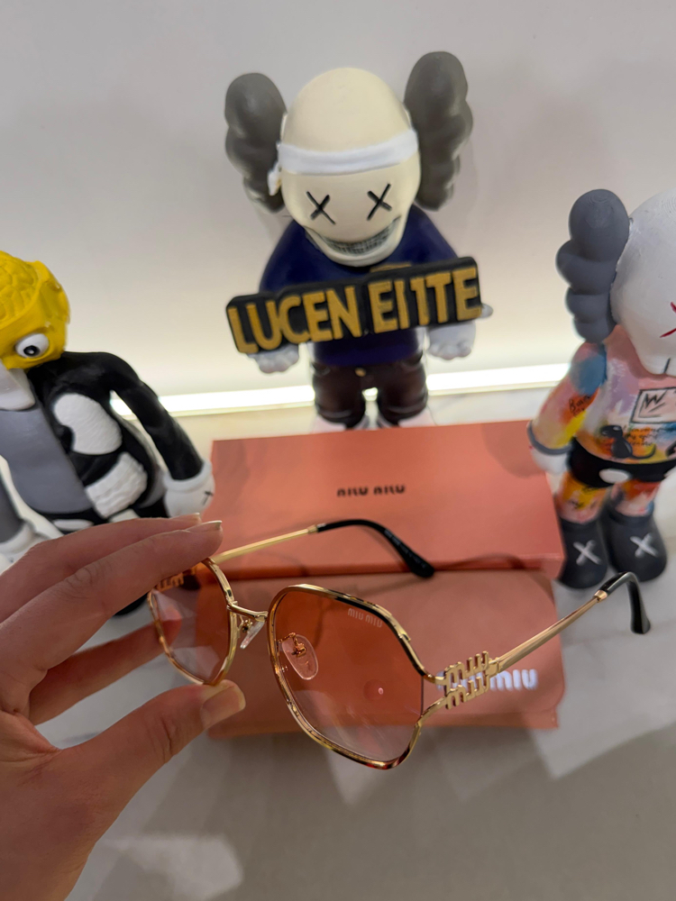 Miu Miu İthal Güneş Gözlüğü