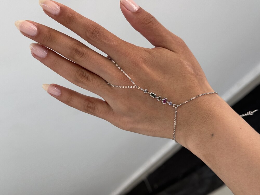 Tasarım Soft Renkli Taşlı Şahmeran | Silver