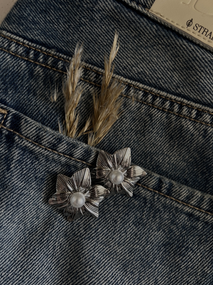 Çelik Silver Pearl Blossom Küpe