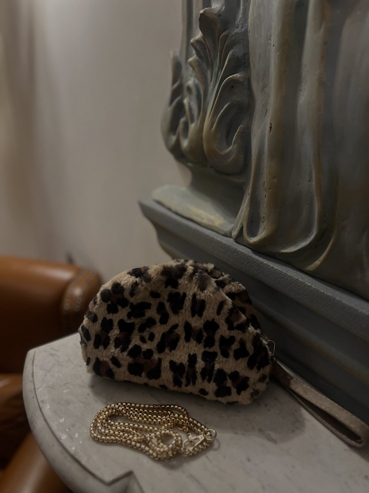 Leopar Peluş Clutch