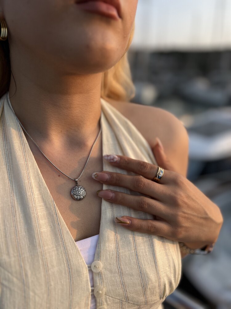 Çelik Silver Etnik Desen Göz Kolye