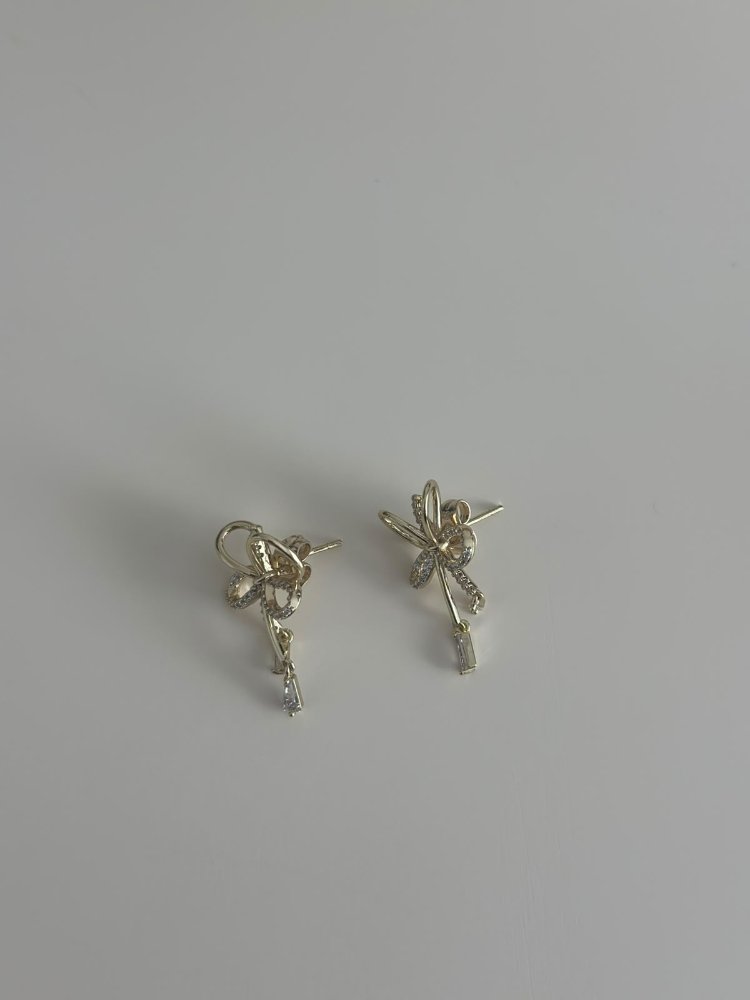 Xuping 14K Taşlı Çiçek Küpe