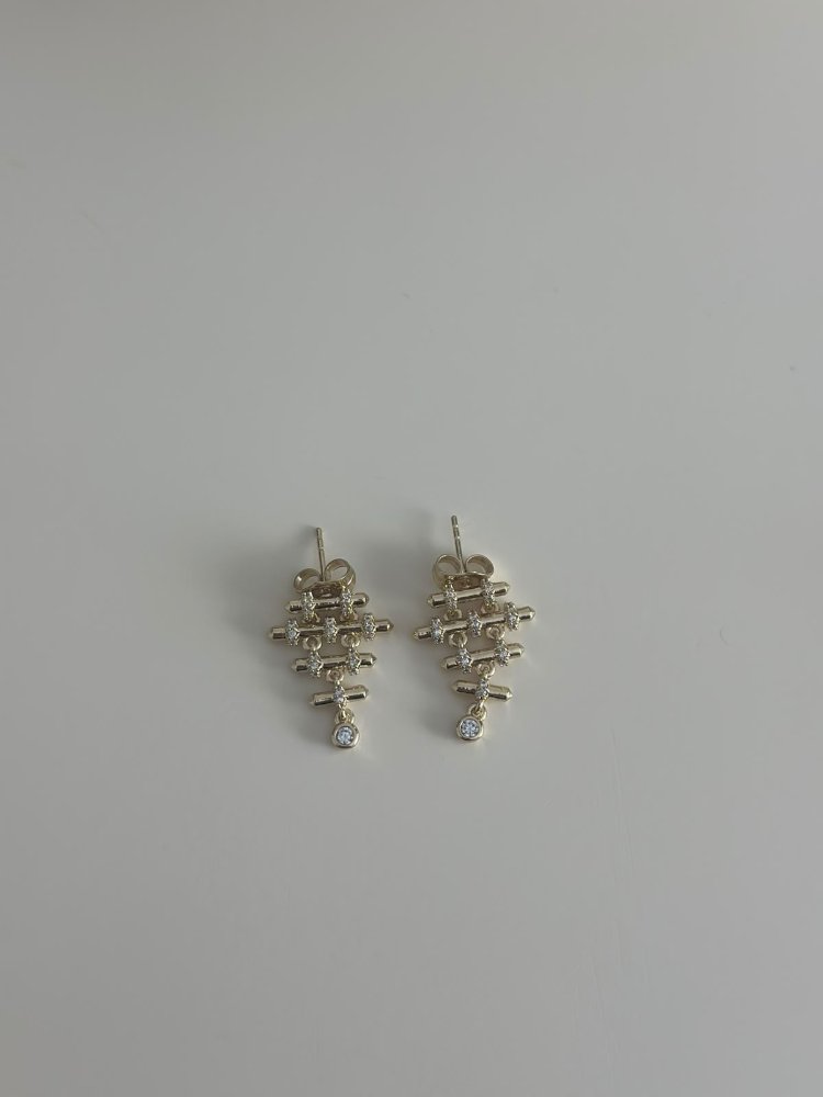 Xuping 14K Taşlı Retro Küpe