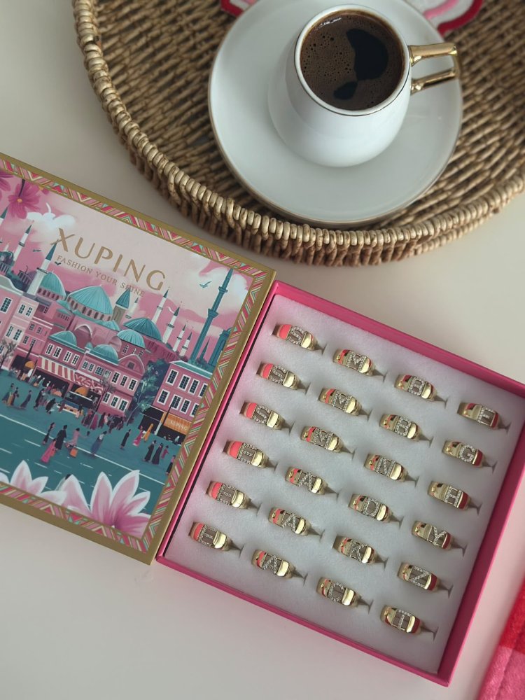 Xuping 14K Taşlı Harf Yüzük