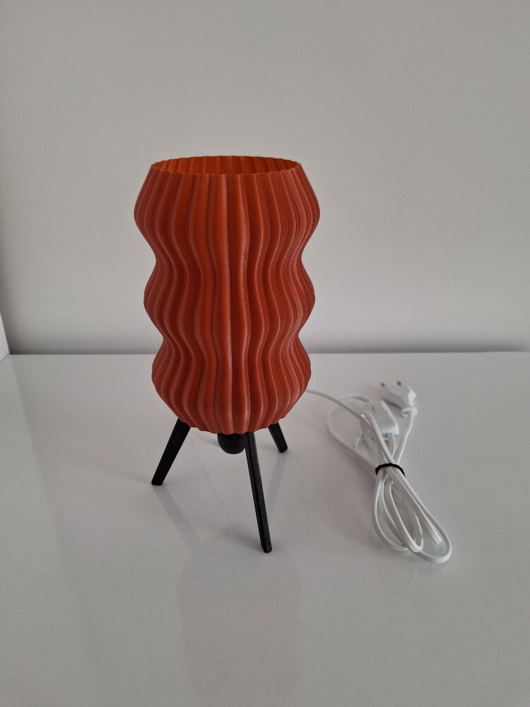 Özel Tasarım 3D Baskı Masa Lambası