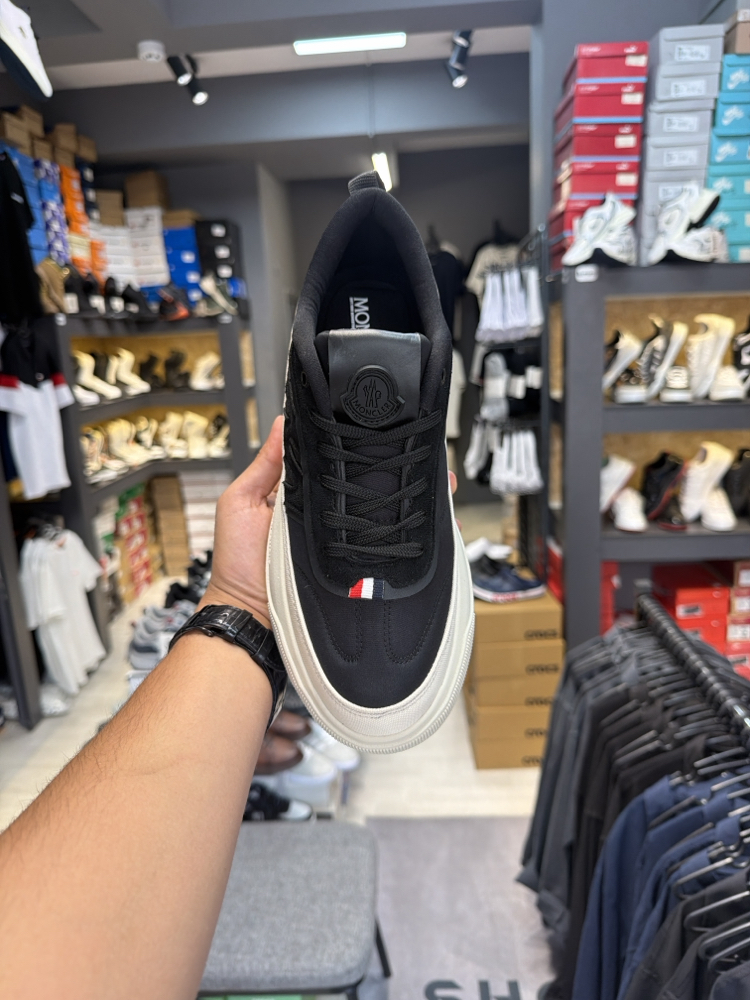 Moncler Siyah Krem