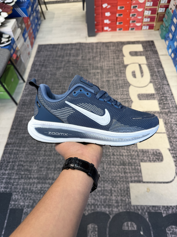 Nike Vomero 18 Lacivert Beyaz