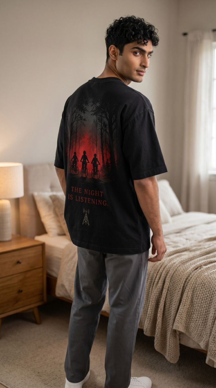 Lumora Oversize Unisex Grafik Baskılı Tişört %100 Pamuk Premium Streetwear – Midnight Signal