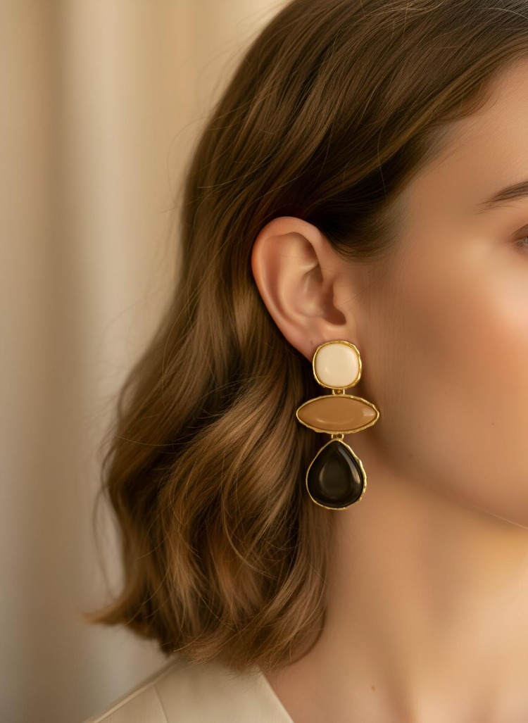Zara Model Çok Renkli Çelik Küpe