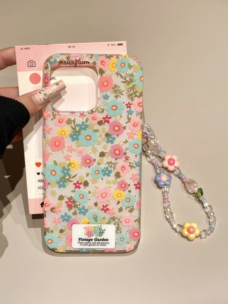 Çiçek Desenli Charmlı İphone Kılıfı İp 13/14