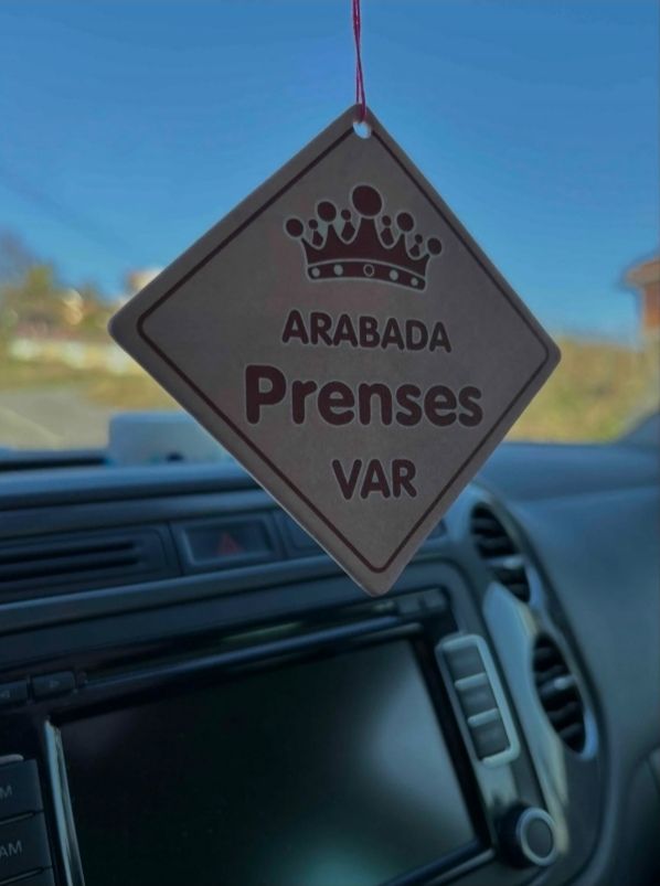  Arabada Prenses Var Tasarımlı Sevimli Araç Kokusu ve Aksesuarı