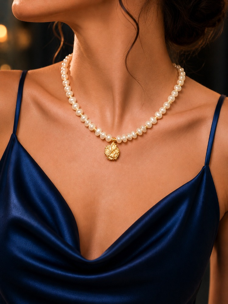 Royal Pearl Kolye