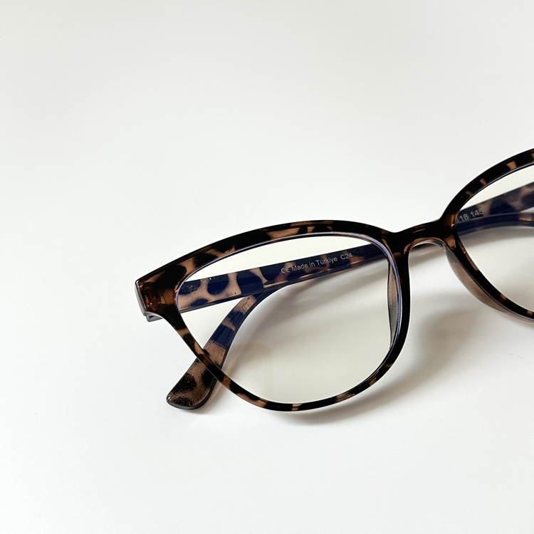 Katie Leopar