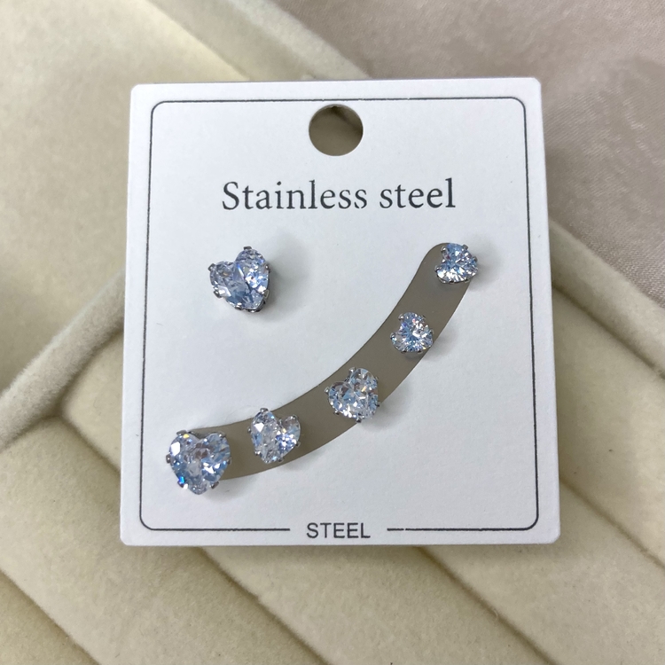 Çelik Silver Kalpli Taşlı Küpe Seti