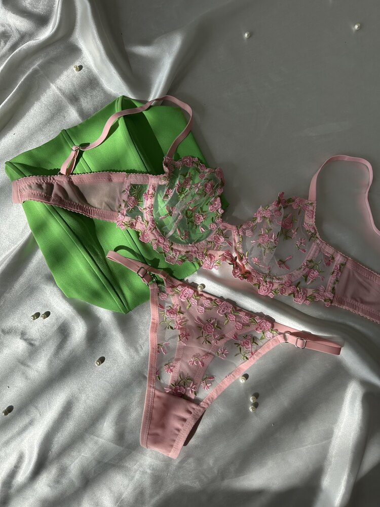 Tiana Pembe Çiçek Desenli Bralet Takım
