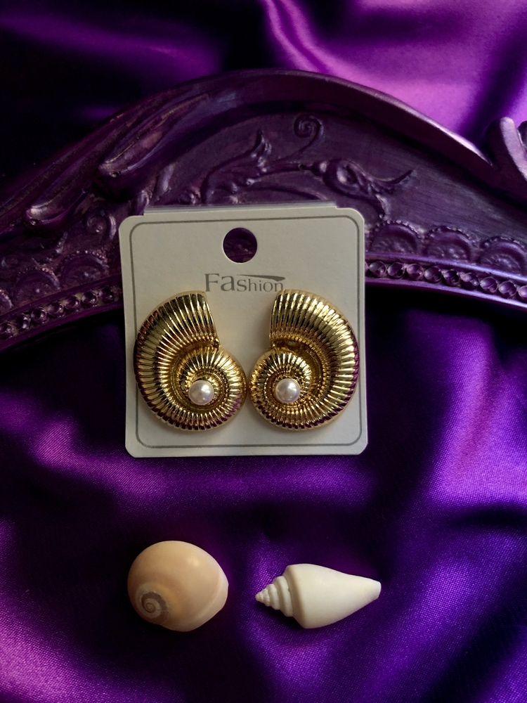 “İncili Spiral Deniz Kabuğu” Küpe