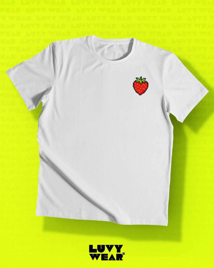 Çilek Temalı Beyaz Unisex Tişört - Pixel Serisi