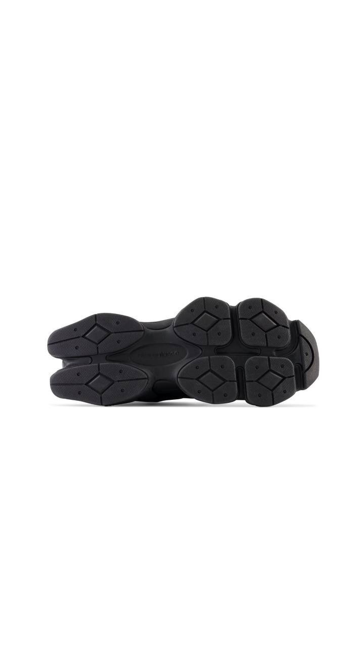 New Balance 9060 “Triple Black”