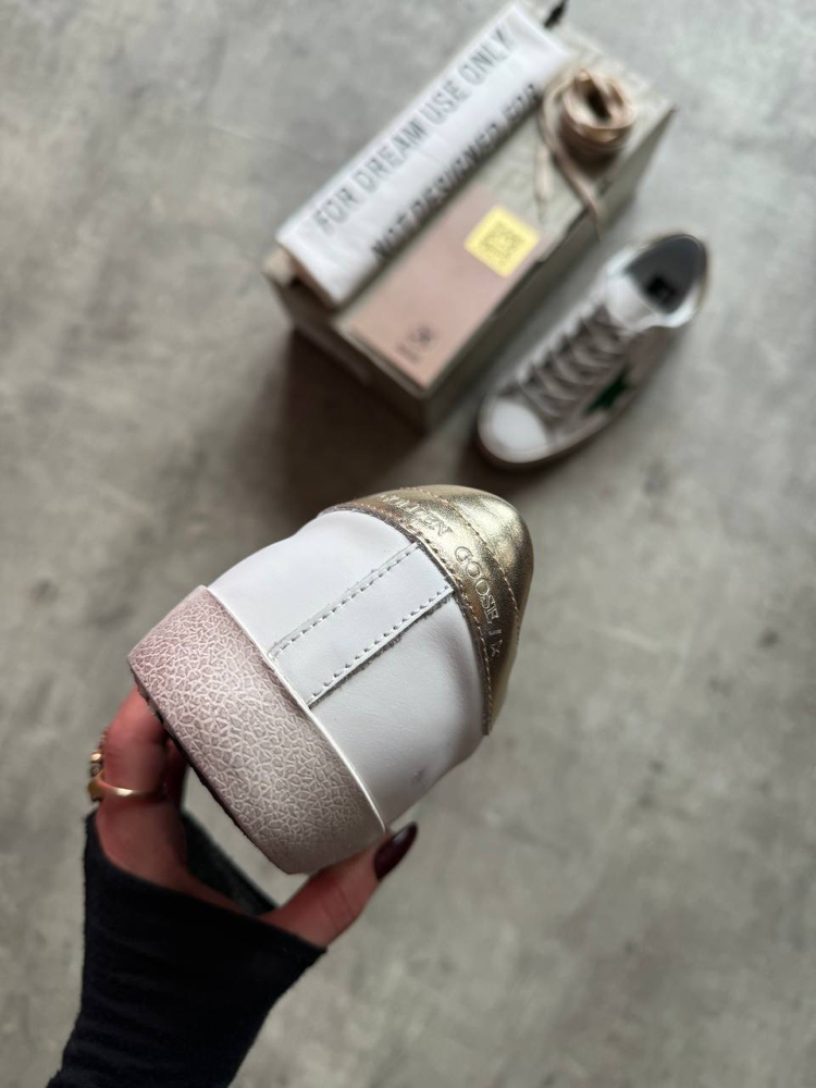 Golden goose