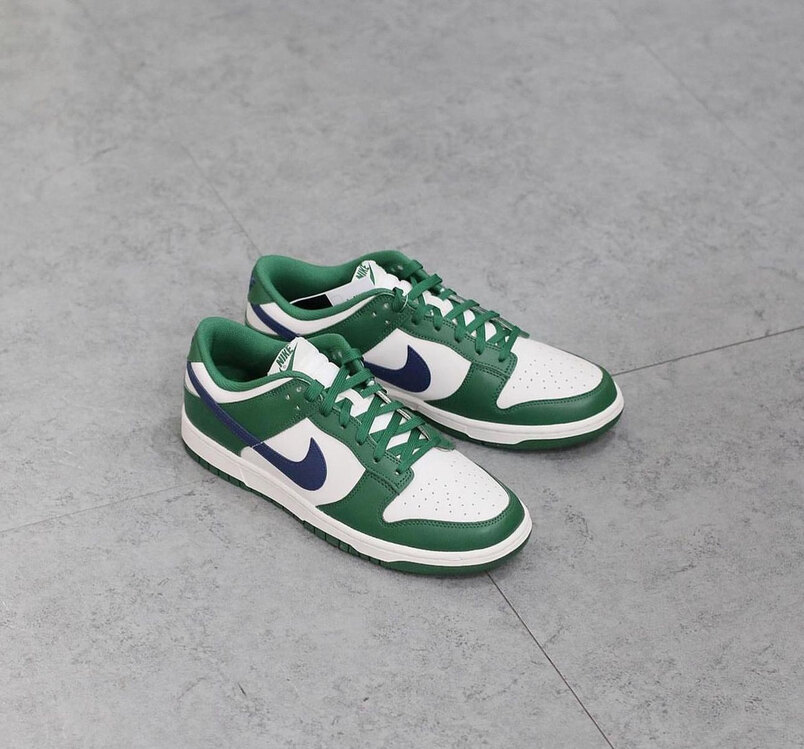 Nike Dunk Low Gorge Green
