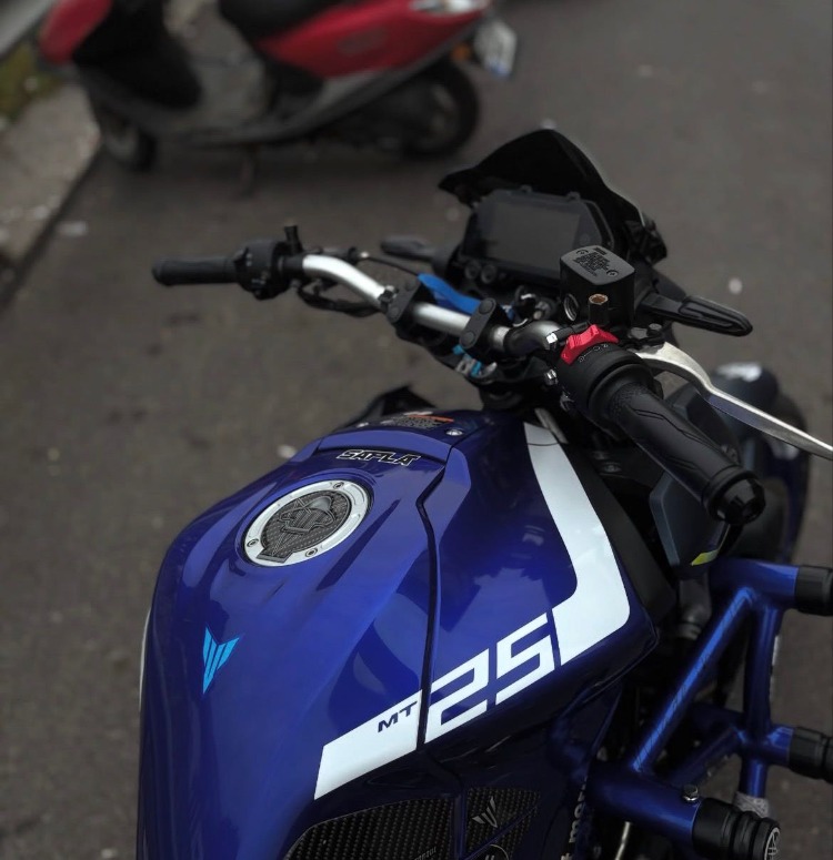 YAMAHA MT-25 DEPO ŞERİDİ BEYAZ
