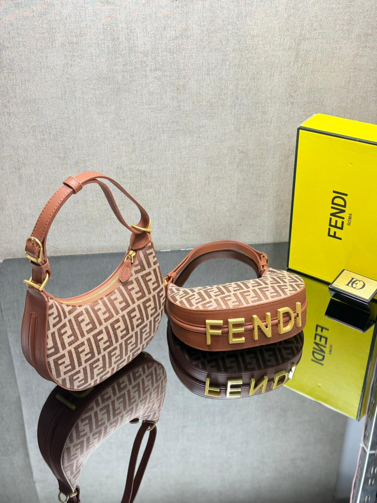 FENDİ ÇANTA