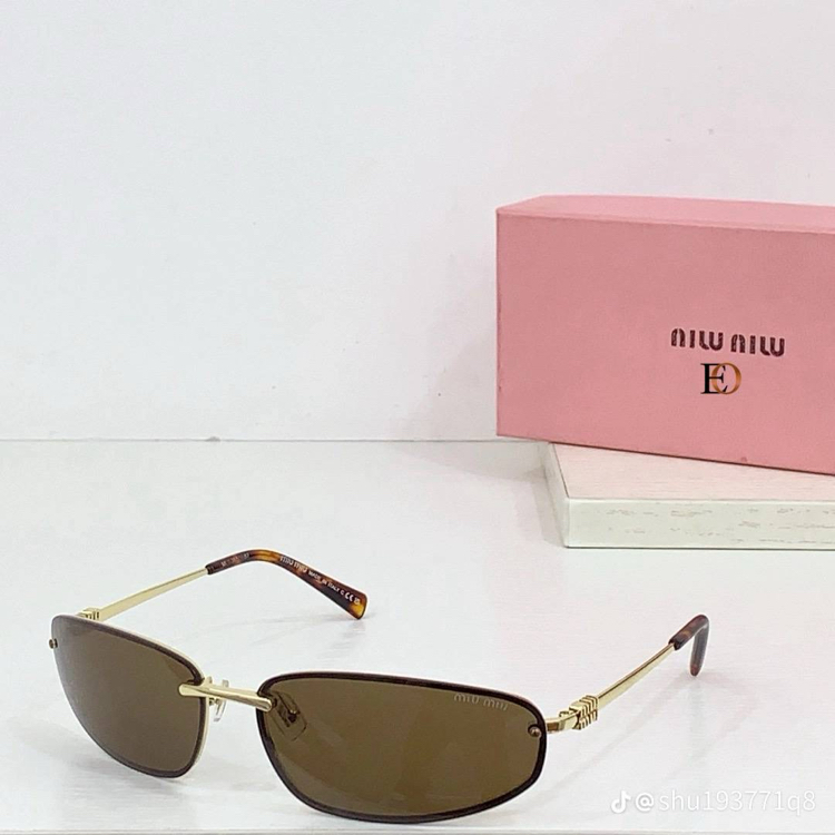 MIU MIU GÖZLÜK