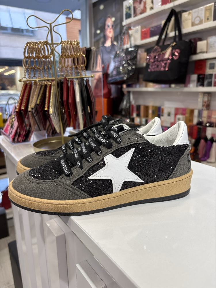 Golden gsee ballstar