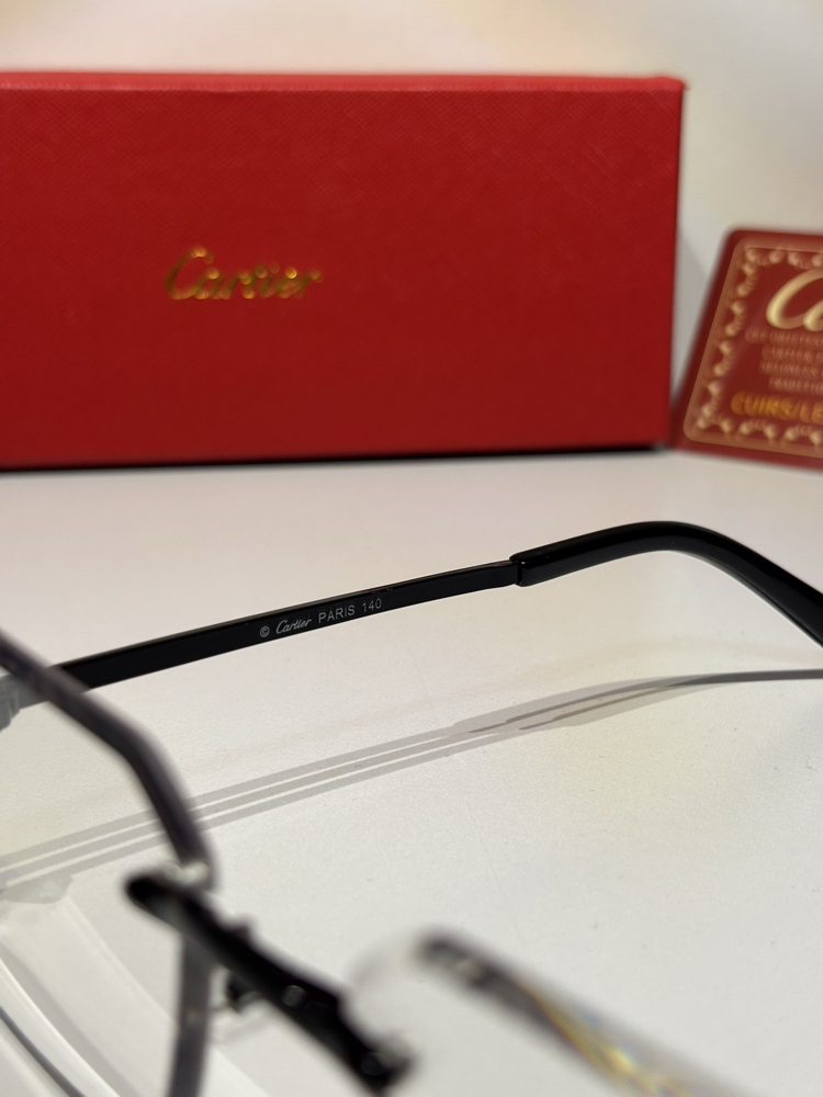Cartier Şeffaf Cam Gözlük CTR101