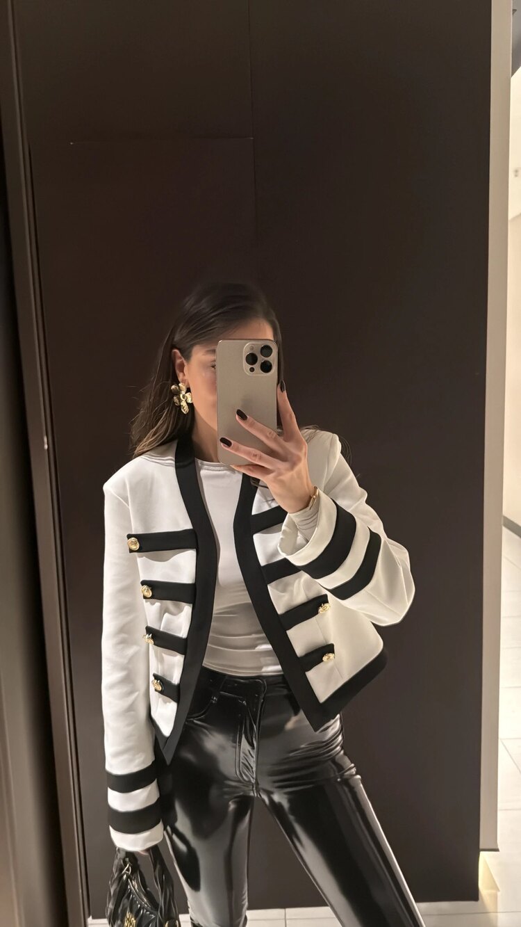 VATKALI MARKA MODEL BEYAZ CEKET