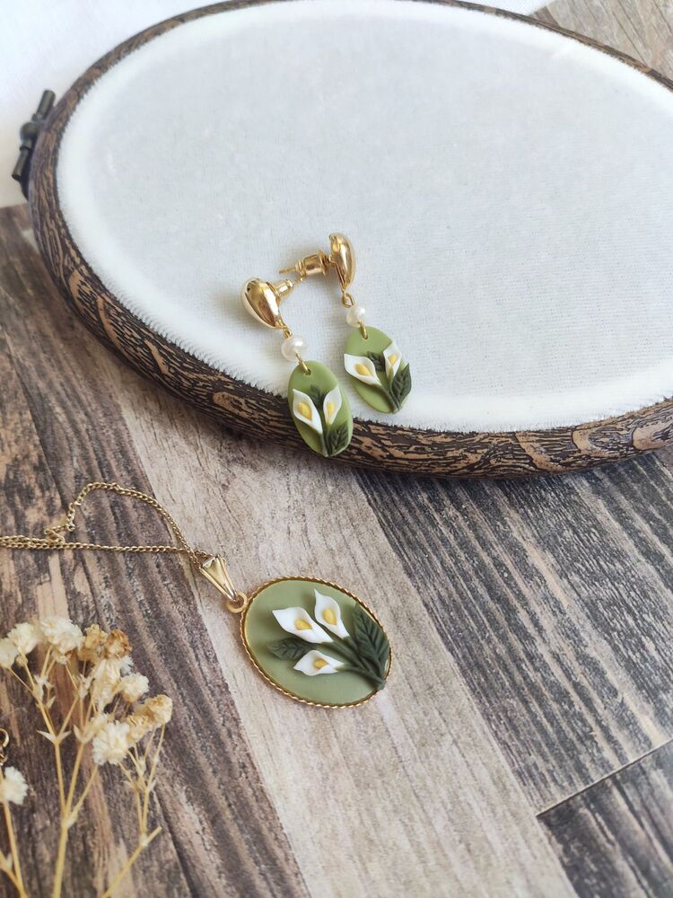 lily set ✨  