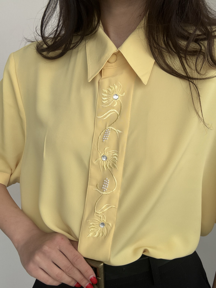 Premium Butter Yellow Taşlı ve İşlemeli Kısa Kollu Gömlek